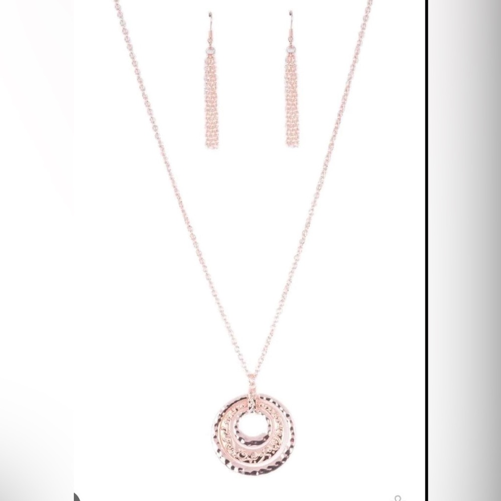 Paparazzi necklace bundle